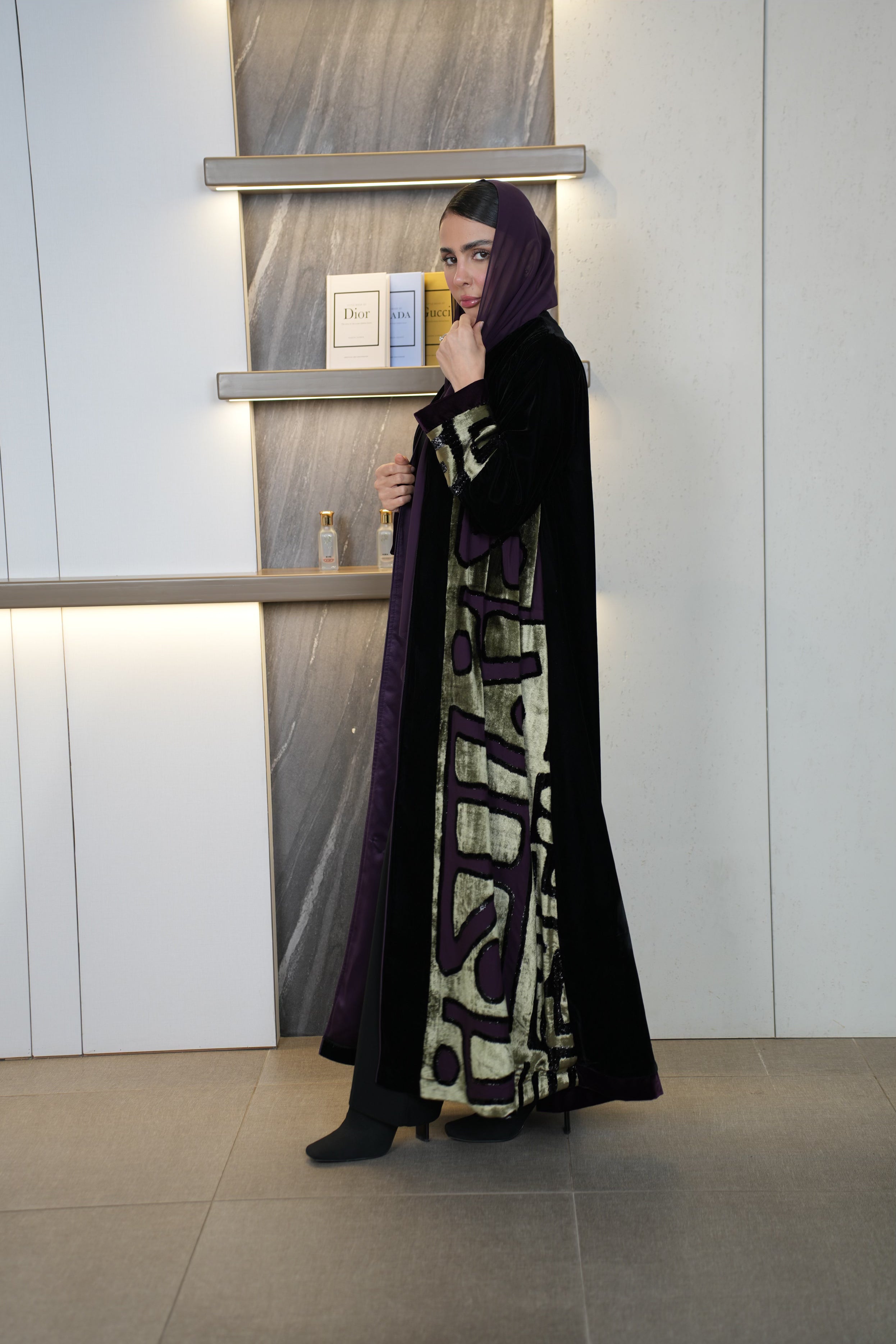 عباية مخمل شيفون بيور