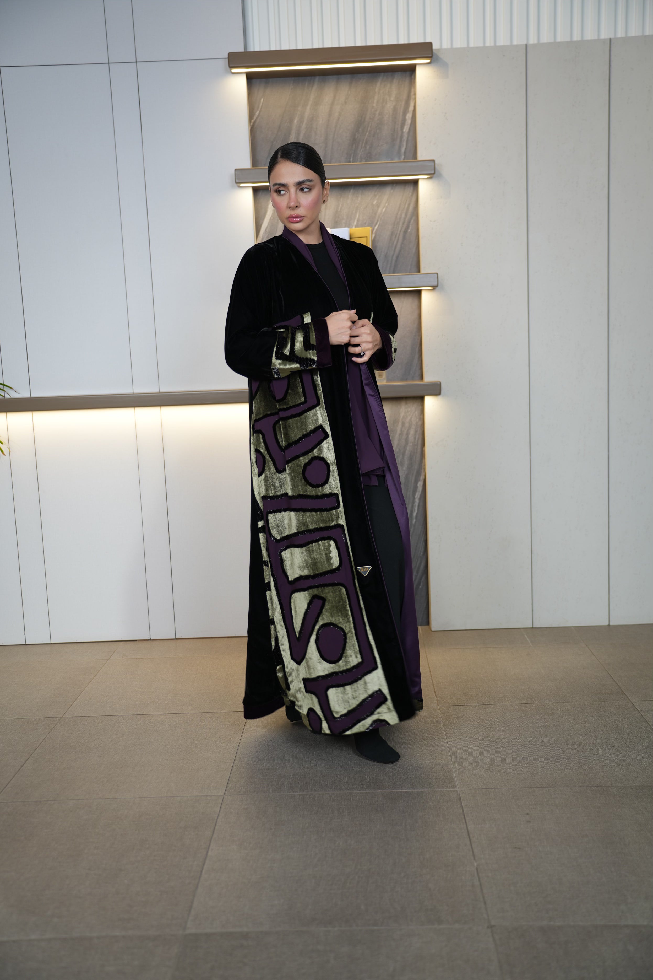 عباية مخمل شيفون بيور