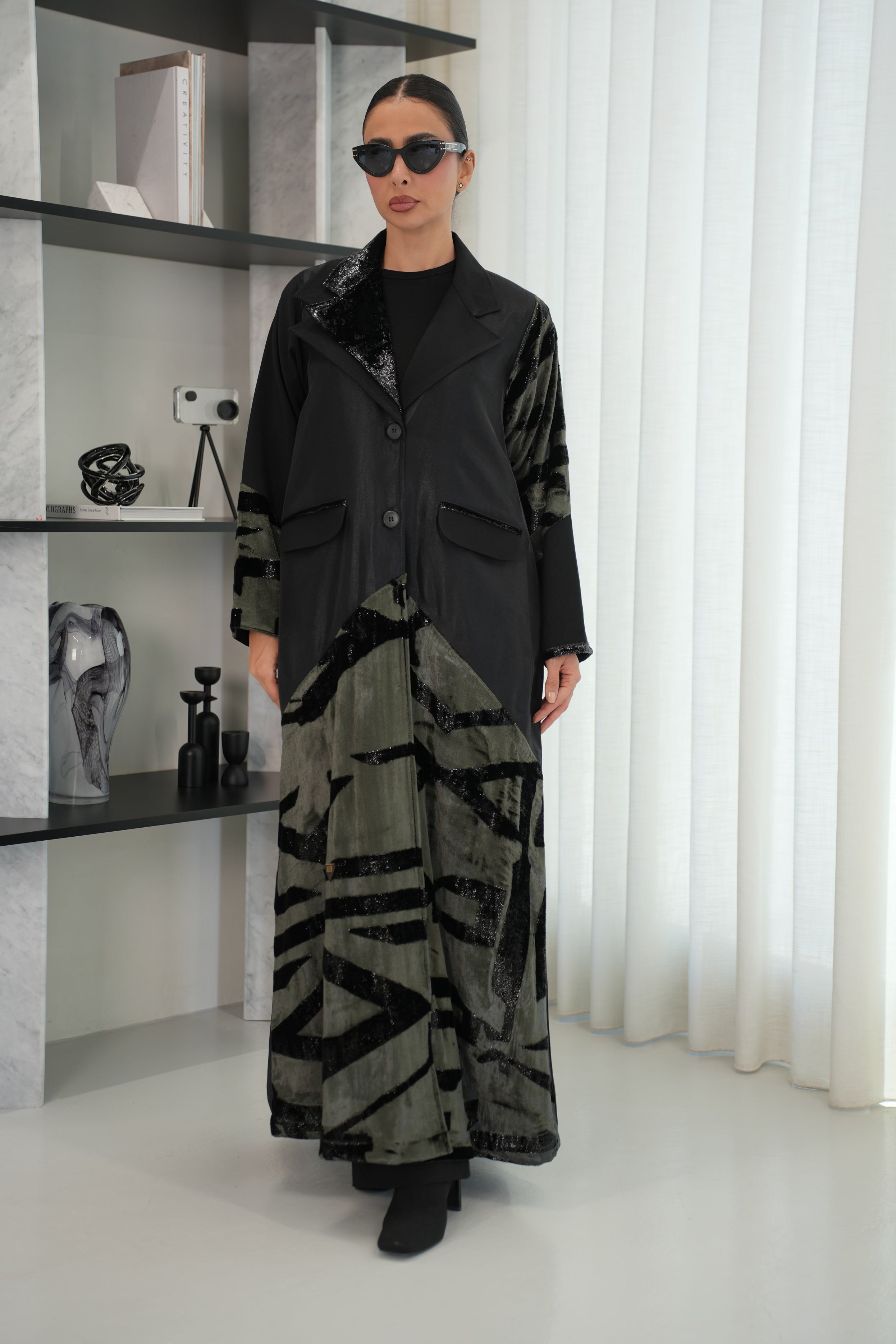 بليزر كريب متاليك x مخمل جاكارد بيور