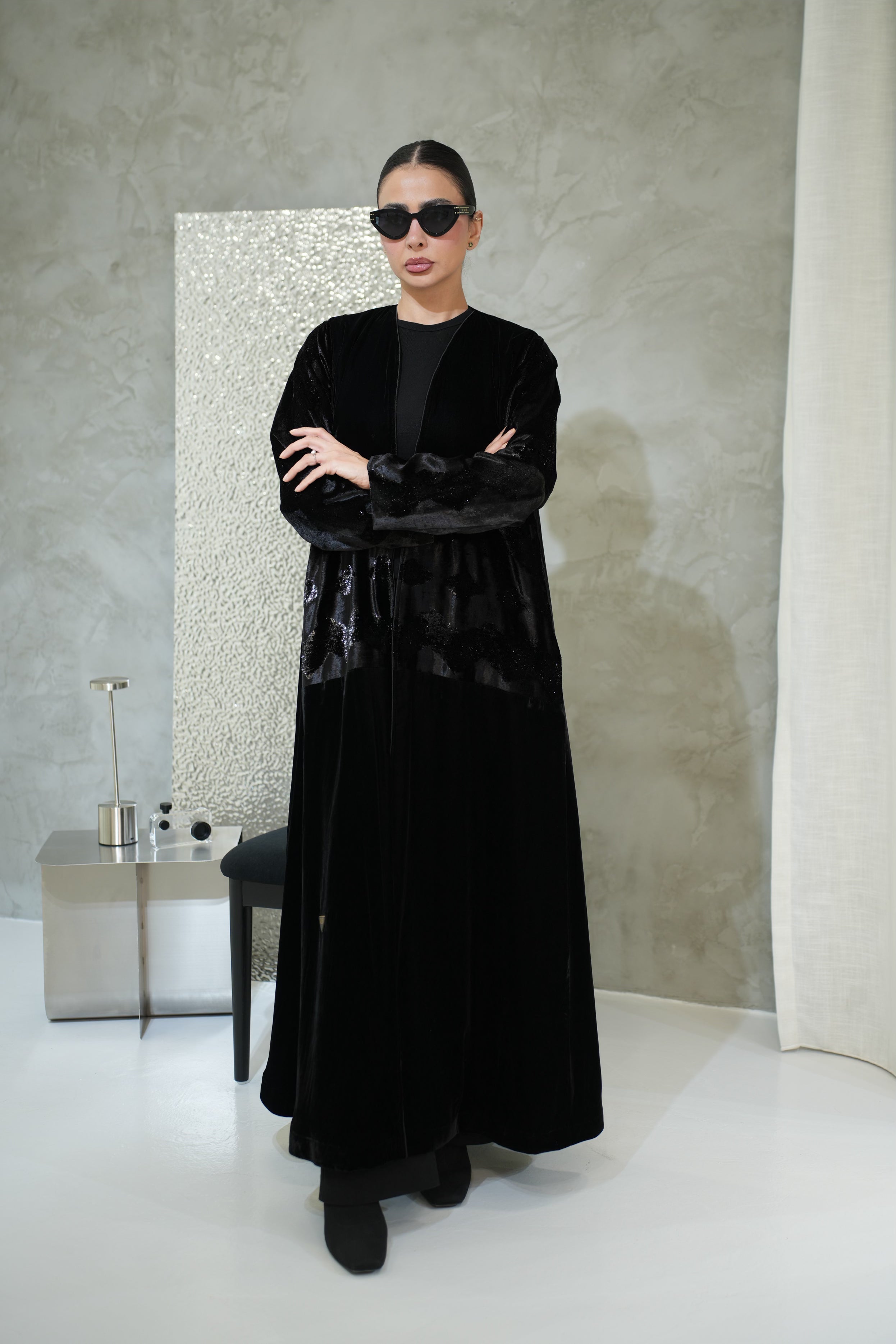 عباية مخمل جاكارد بيور